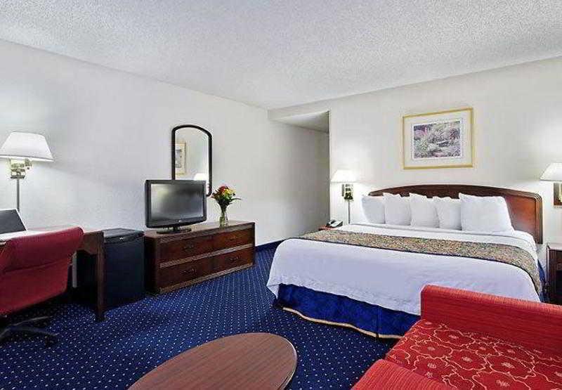 Courtyard Tampa Brandon Hotel Heartland Room photo