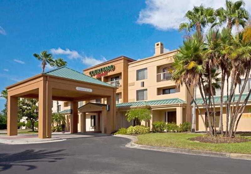Courtyard Tampa Brandon Hotel Heartland Exterior photo